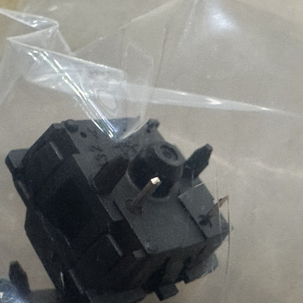 Cherry MX メカニカル 赤軸スイッチ 100個セット　 [ Cherry MX key switch set (Red) ]